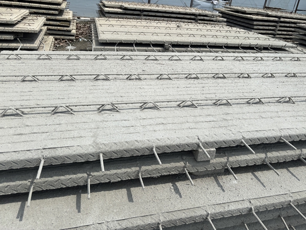 预制叠合板施工